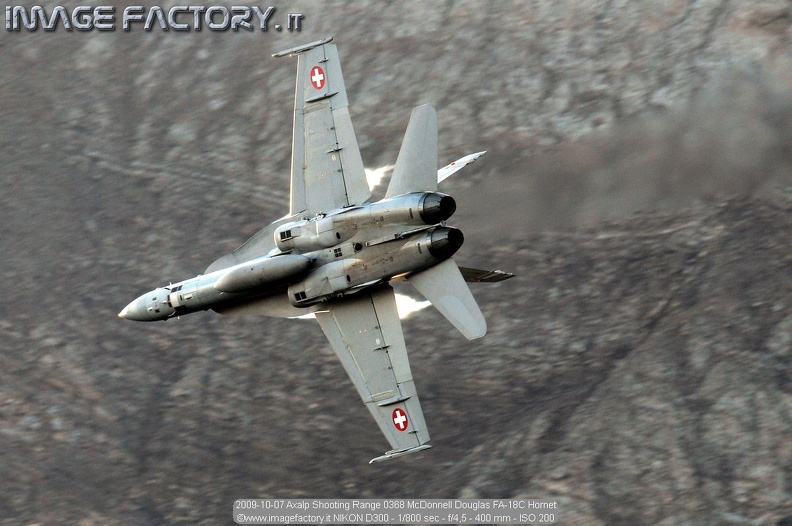 2009-10-07 Axalp Shooting Range 0368 McDonnell Douglas FA-18C Hornet.jpg